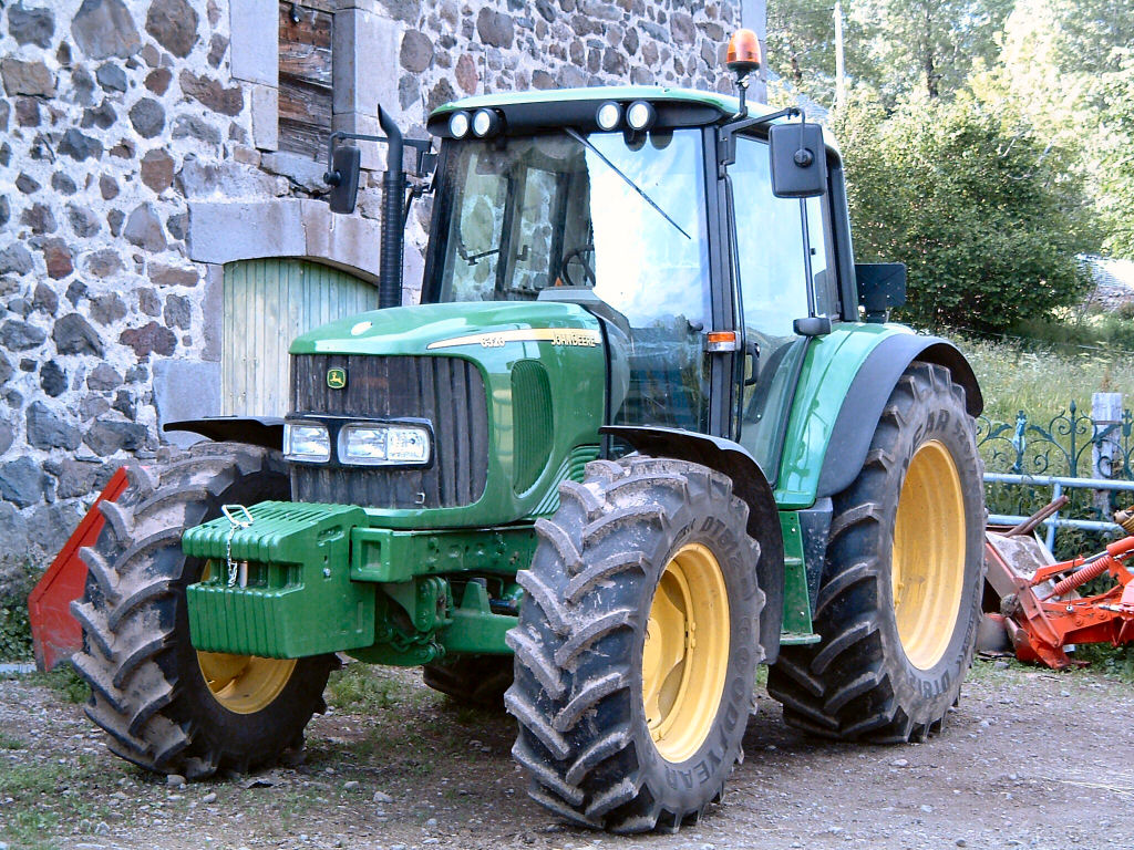 John Deere 6320 au dépôt